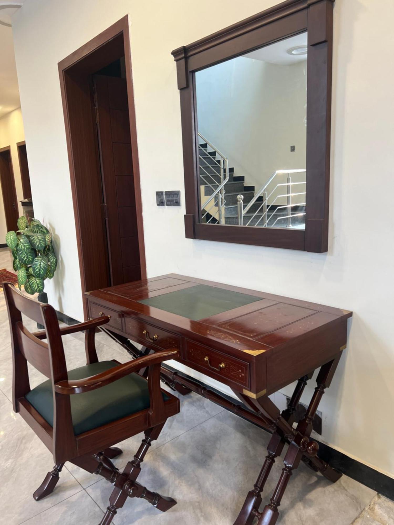 Deluxe King Room In Silverscape Residence Rawalpindi Buitenkant foto