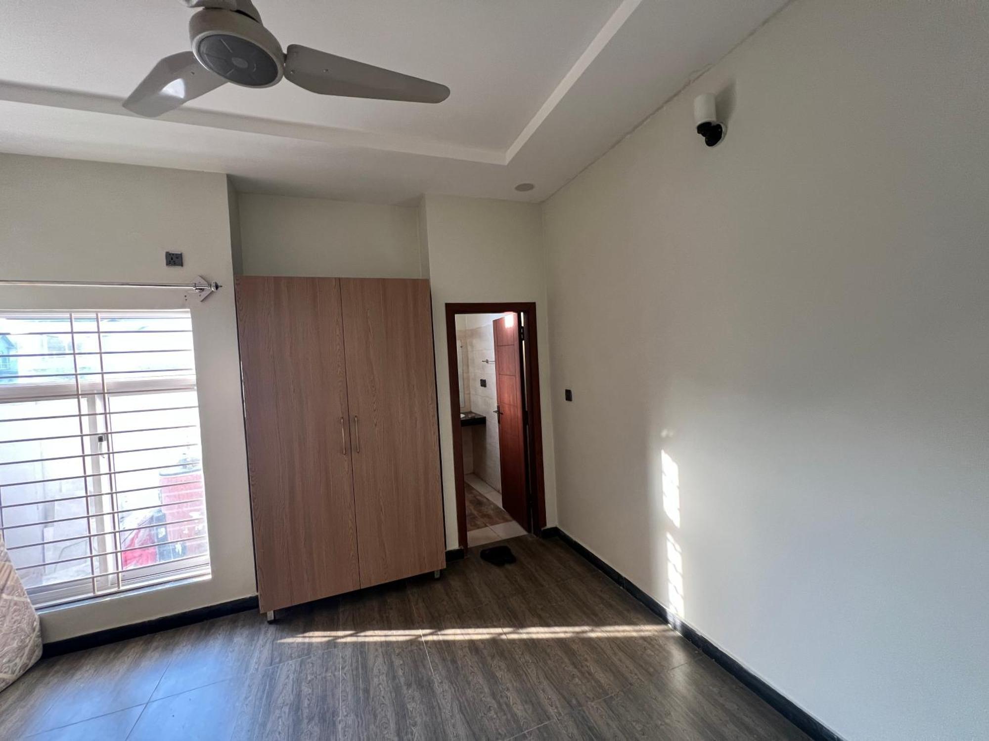 Deluxe King Room In Silverscape Residence Rawalpindi Buitenkant foto